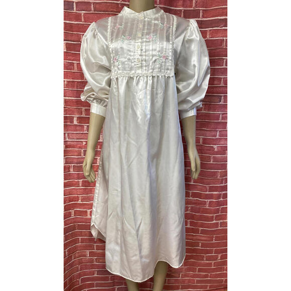 Erika Taylor Petites Intimates Nightgown satin ivory beige pink flowers PL #C